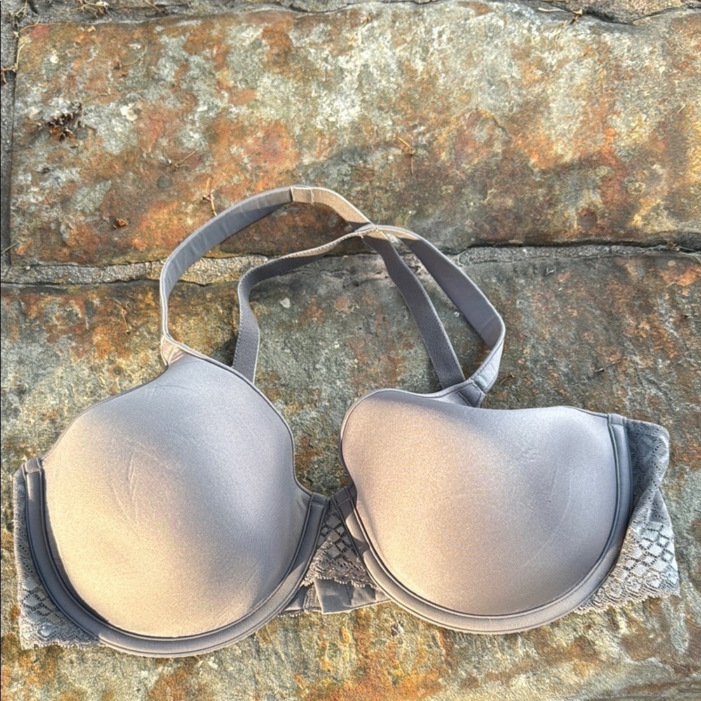 Maidenform gray full coverage bra size 38D